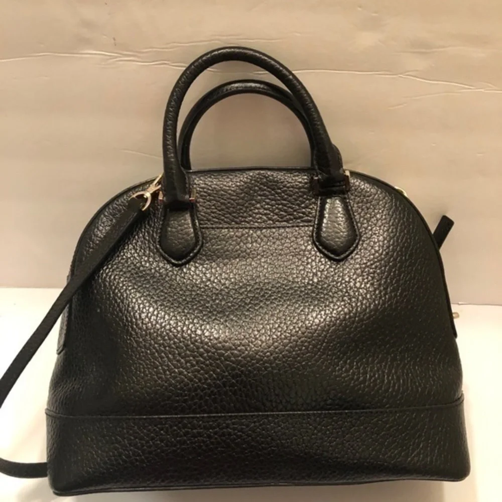 Michael kors black leather smythe turnlock bag